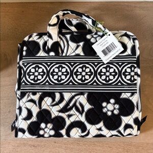 NWT Vera Bradley Hanging Organizer Night & Day Floral Quilted Pattern